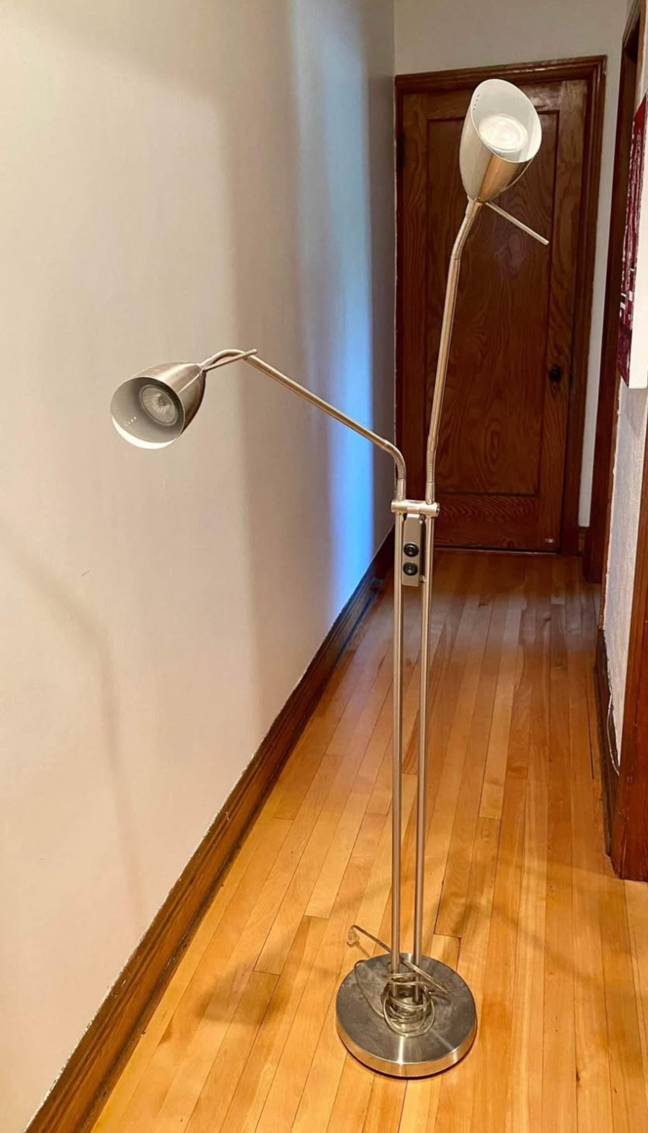 Double Head Adjustable Floor Lamp