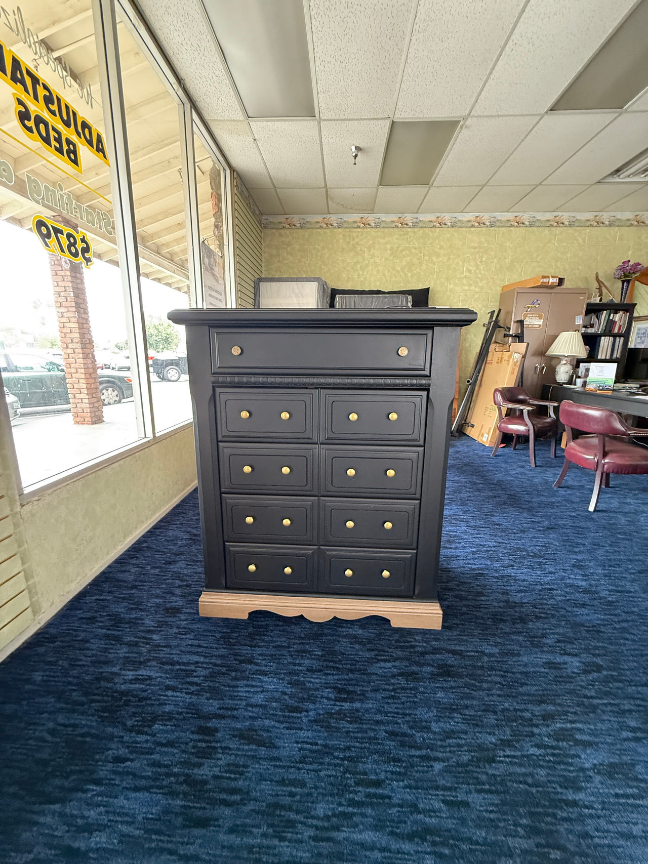 Chest of Drawers