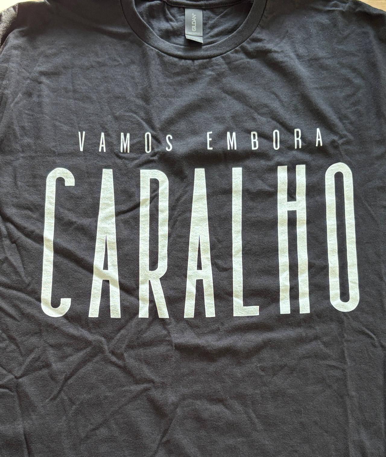 Vamos Embora Caralho Graphic T-Shirt