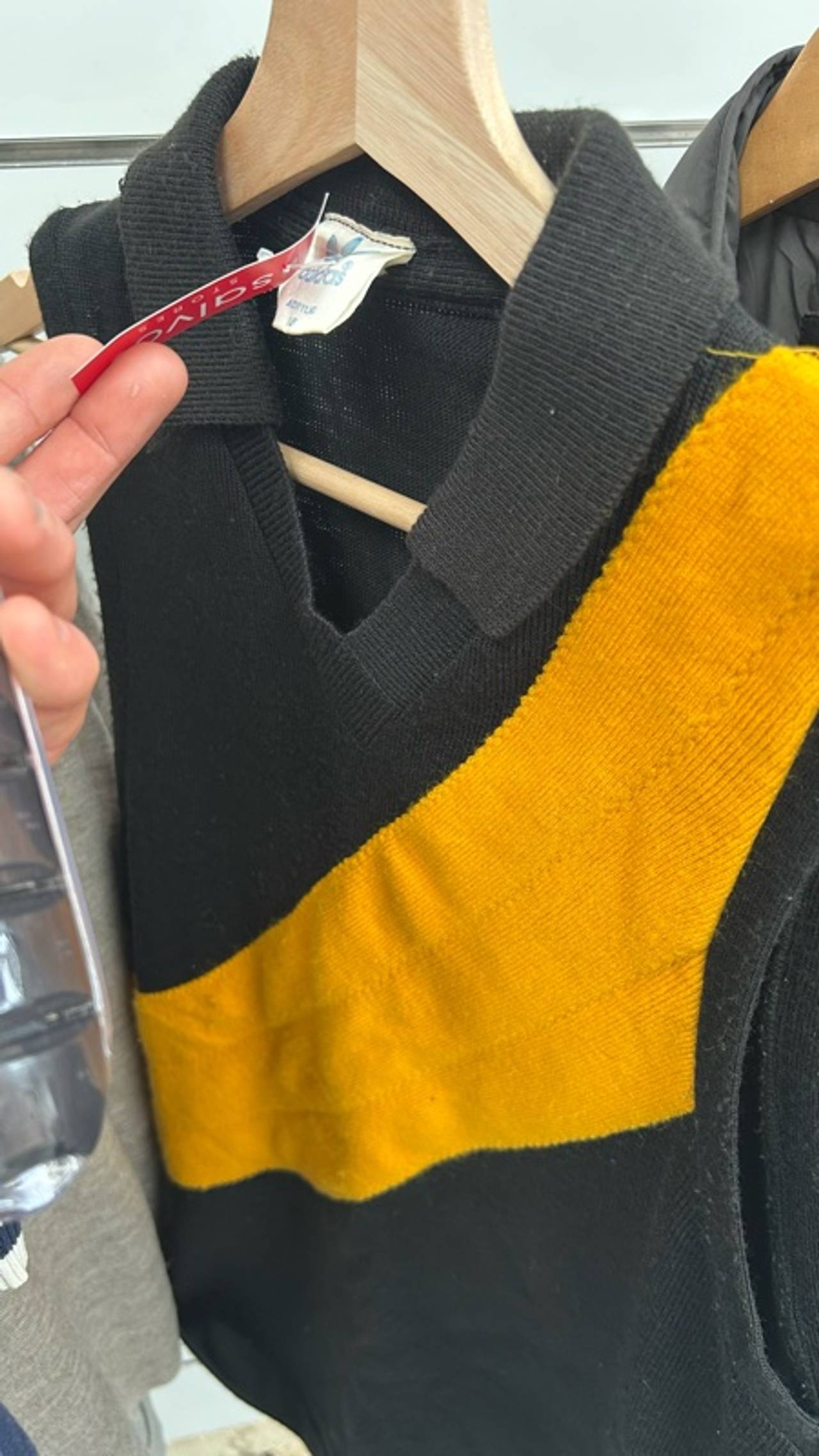 Richmond Tigers AFL Jumper Vintage Black/Yellow