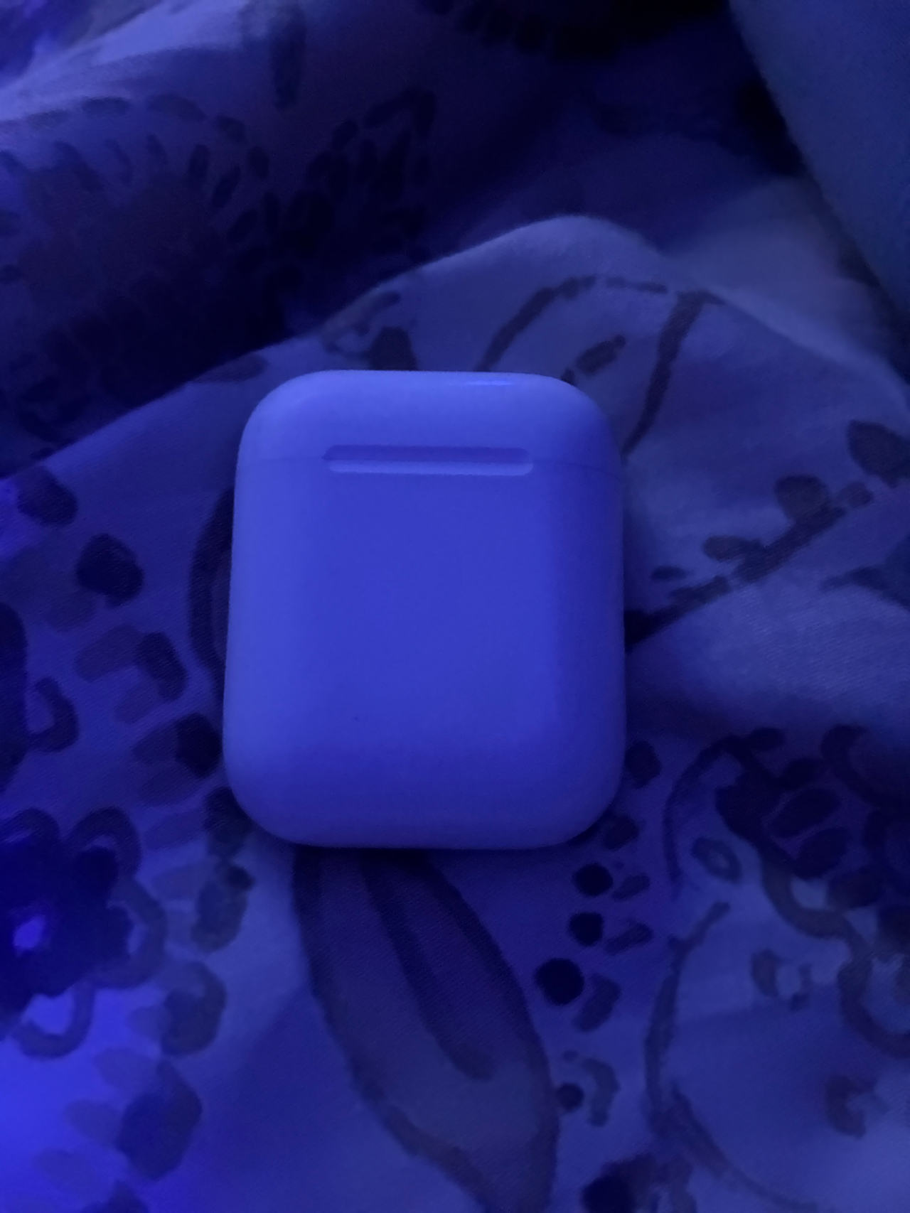 Apple AirPods with Charging Case
