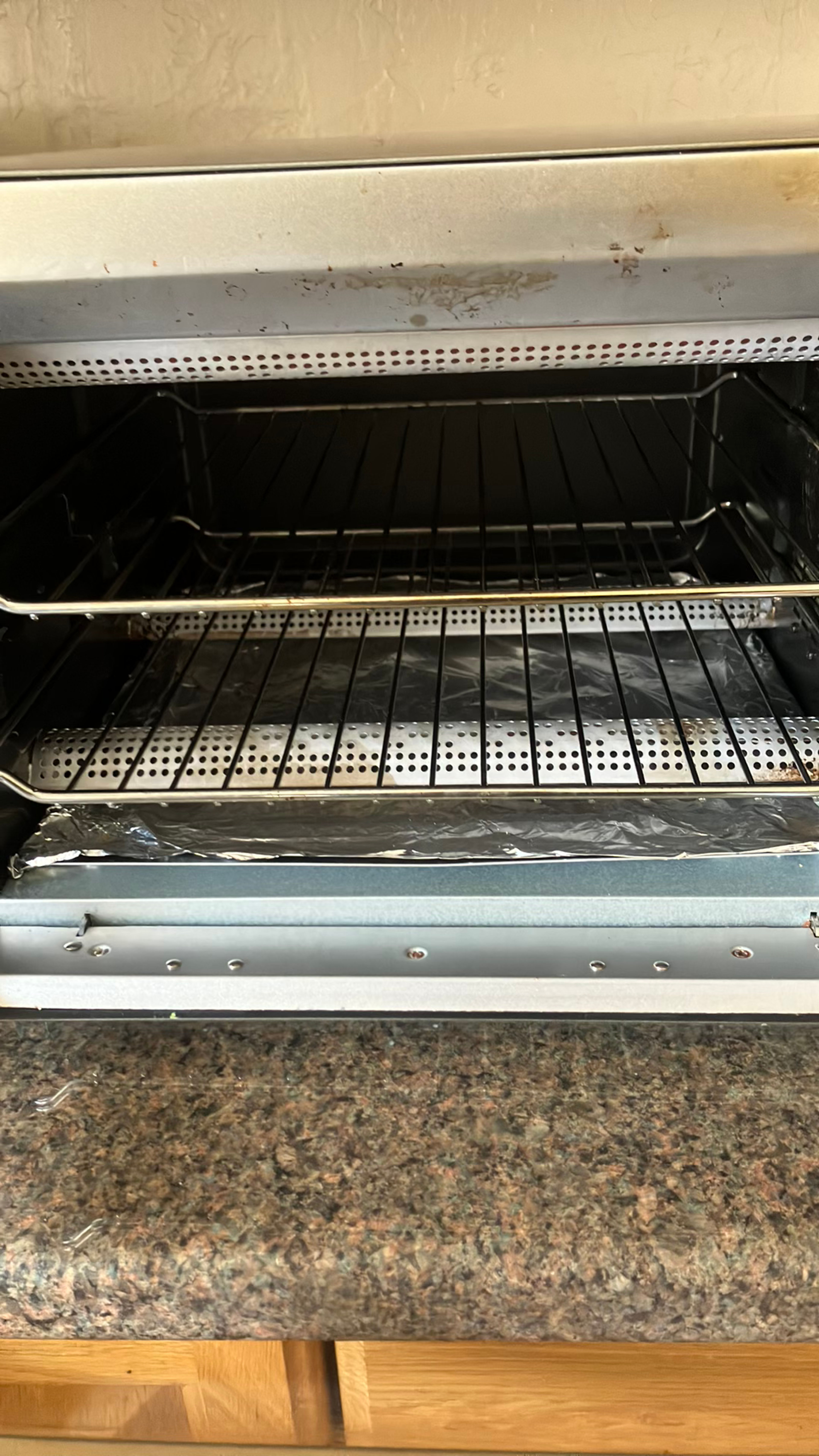 KitchenAid 12" Convection Toaster Oven - Image 2