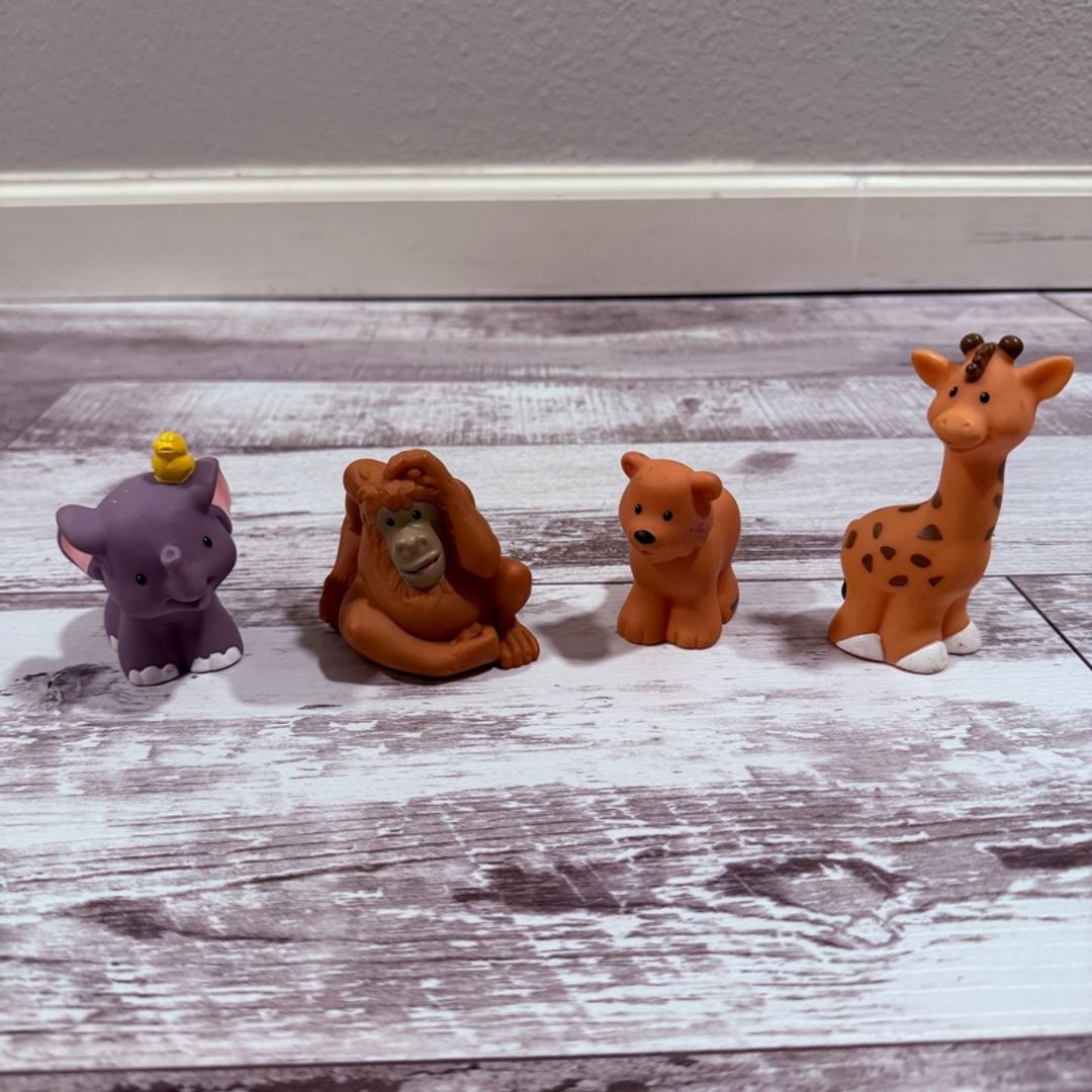 Fisher-Price Little People Zoo Animals Lot