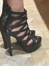 Gucci Leather Sandals - Image 4
