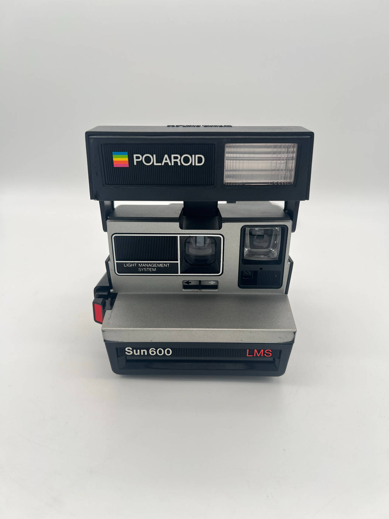 Vintage Polaroid Sun 600 LMS Instant Camera 600 Film Untested w/ Strap