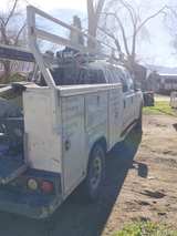 Ford F-250 V10 Super Duty with Utility Bed and adjustable racks - Image 4