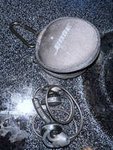 Bose SoundSport A11 In EarWireless Headphones w/Case - Image 1