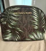 Michael Kors Jet Set Travel Palm Leaf Cosmetic Case - Image 1