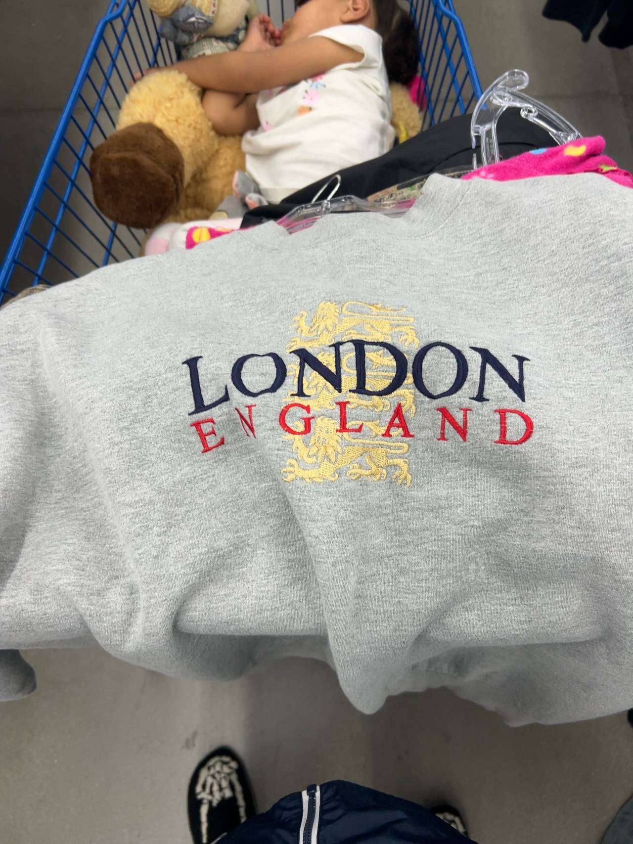 London England Vintage Crewneck Sweatshirt Black