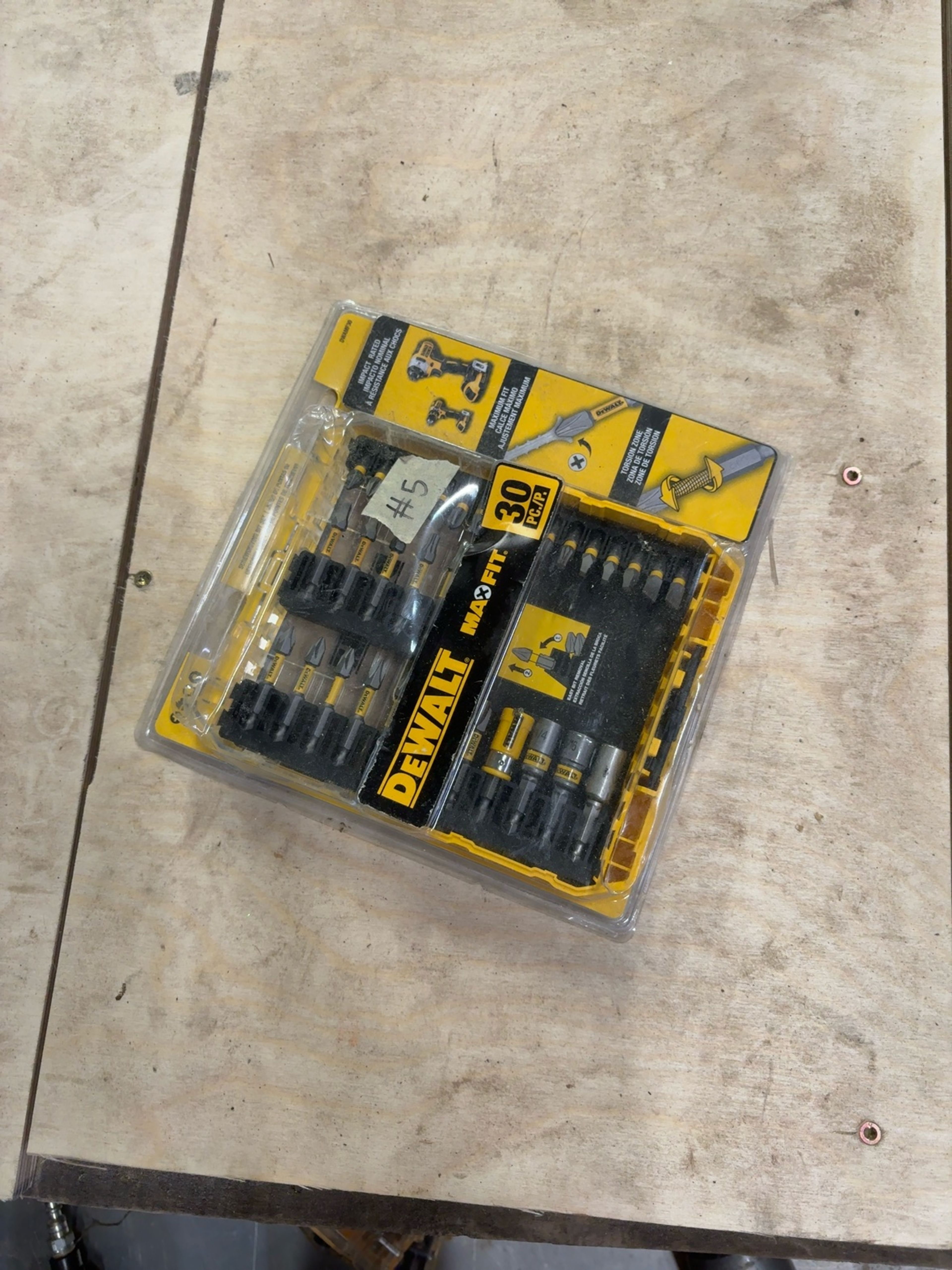 DeWalt MAXFIT 30-Piece Impact Screwdriving Bit Set