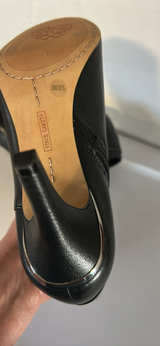 Vince Camuto Black Leather Ankle Boots - Image 3