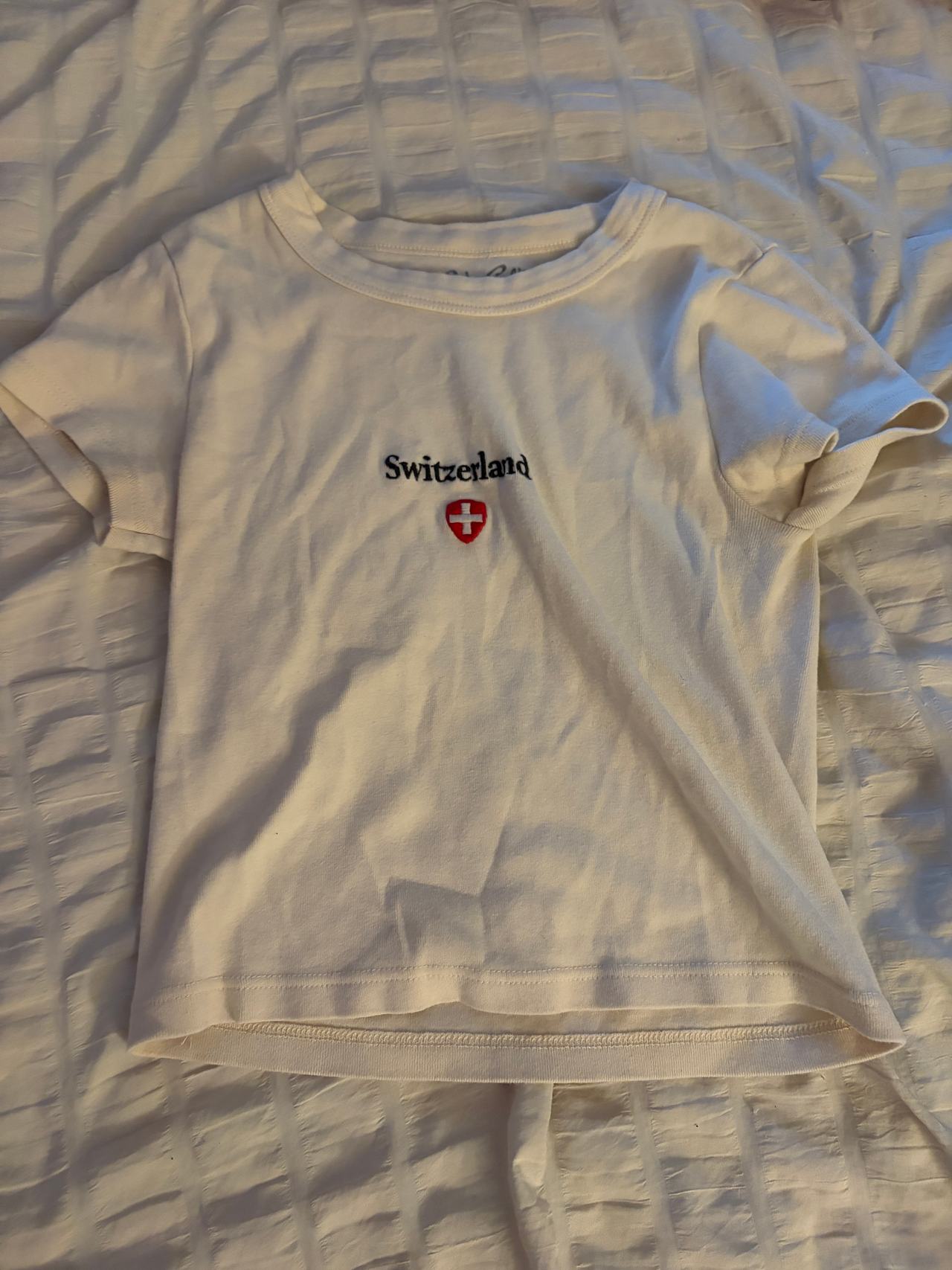 Brandy Melville Switzerland Hailie Top
