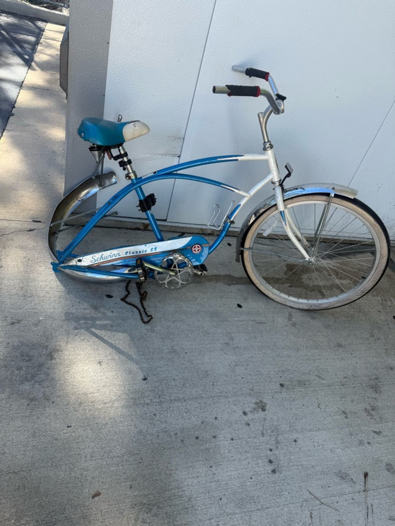 Schwinn Classic Cruiser Beach Bike