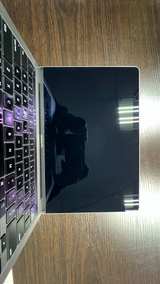 Apple MacBook Pro 13-inch 2020 i5 16GB 512GB - Image 2