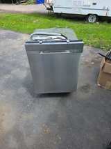 Samsung StormWash 24" Top Control Dishwasher - Image 2