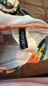 One-Piece Swimsuit floral wide strap size 16 NWOT - Image 3