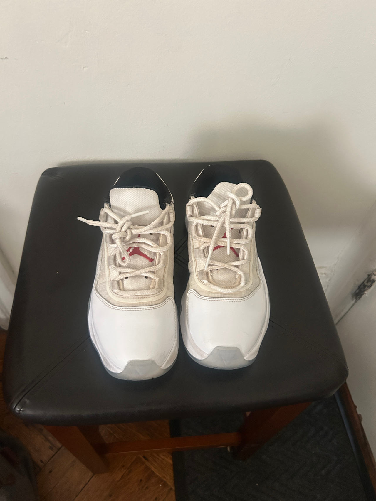 NIKE Air Jordans CMFT Sneakers Mens