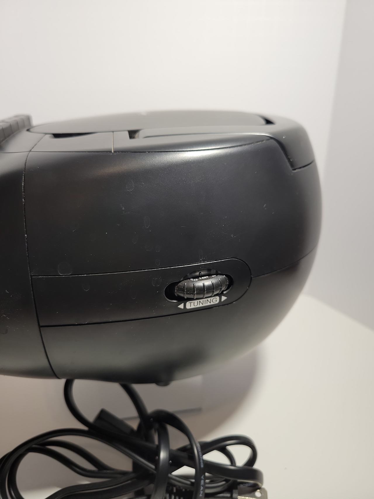 Jensen CD-540 Portable Stereo Cassette Recorder with AM/FM Radio and CD Player