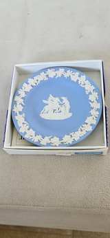 Wedgwood Jasperware Blue Small Plate with Grapevine Border - Image 2