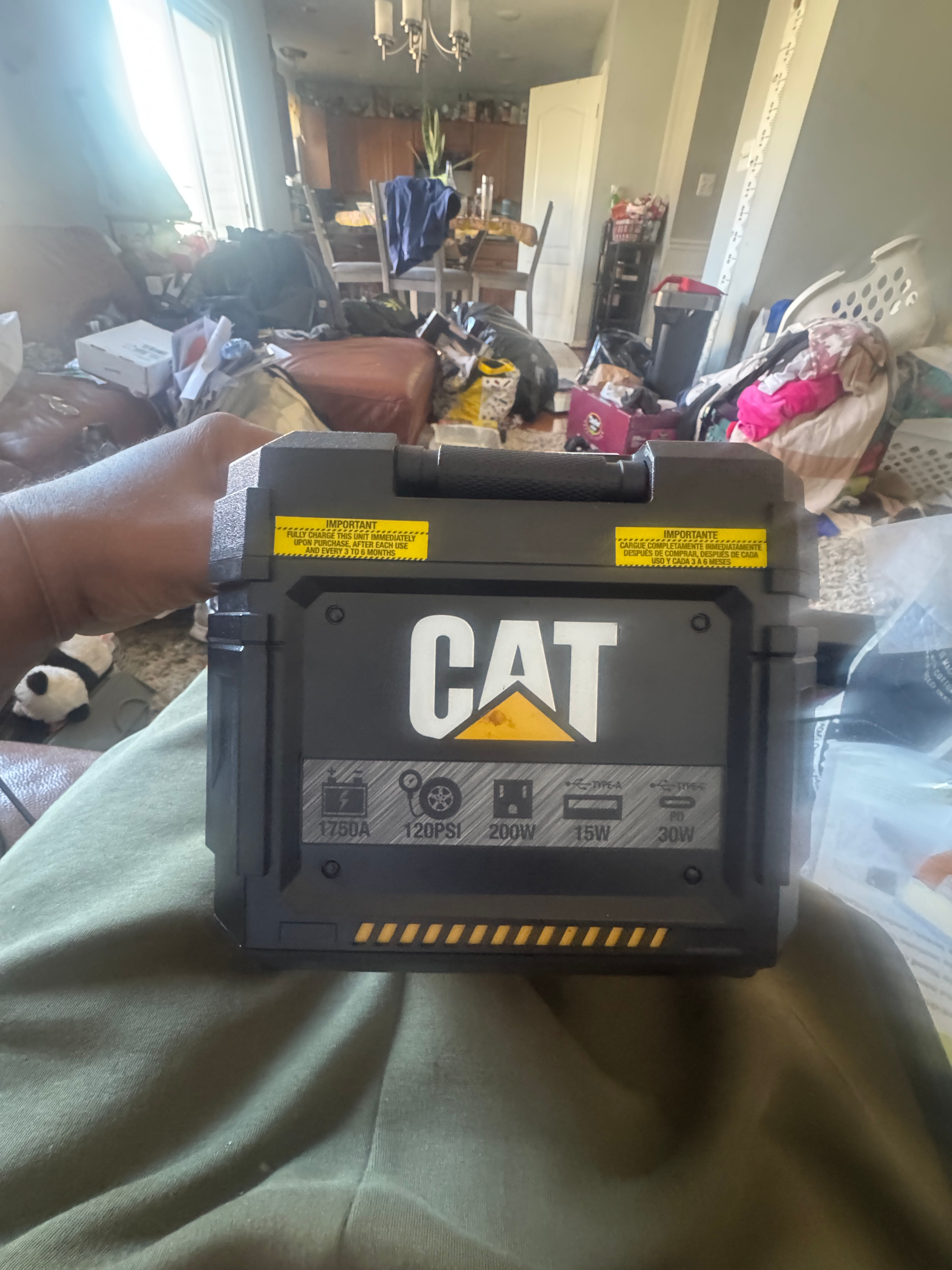 CAT 1750 Peak Amp Digital Jump Starter