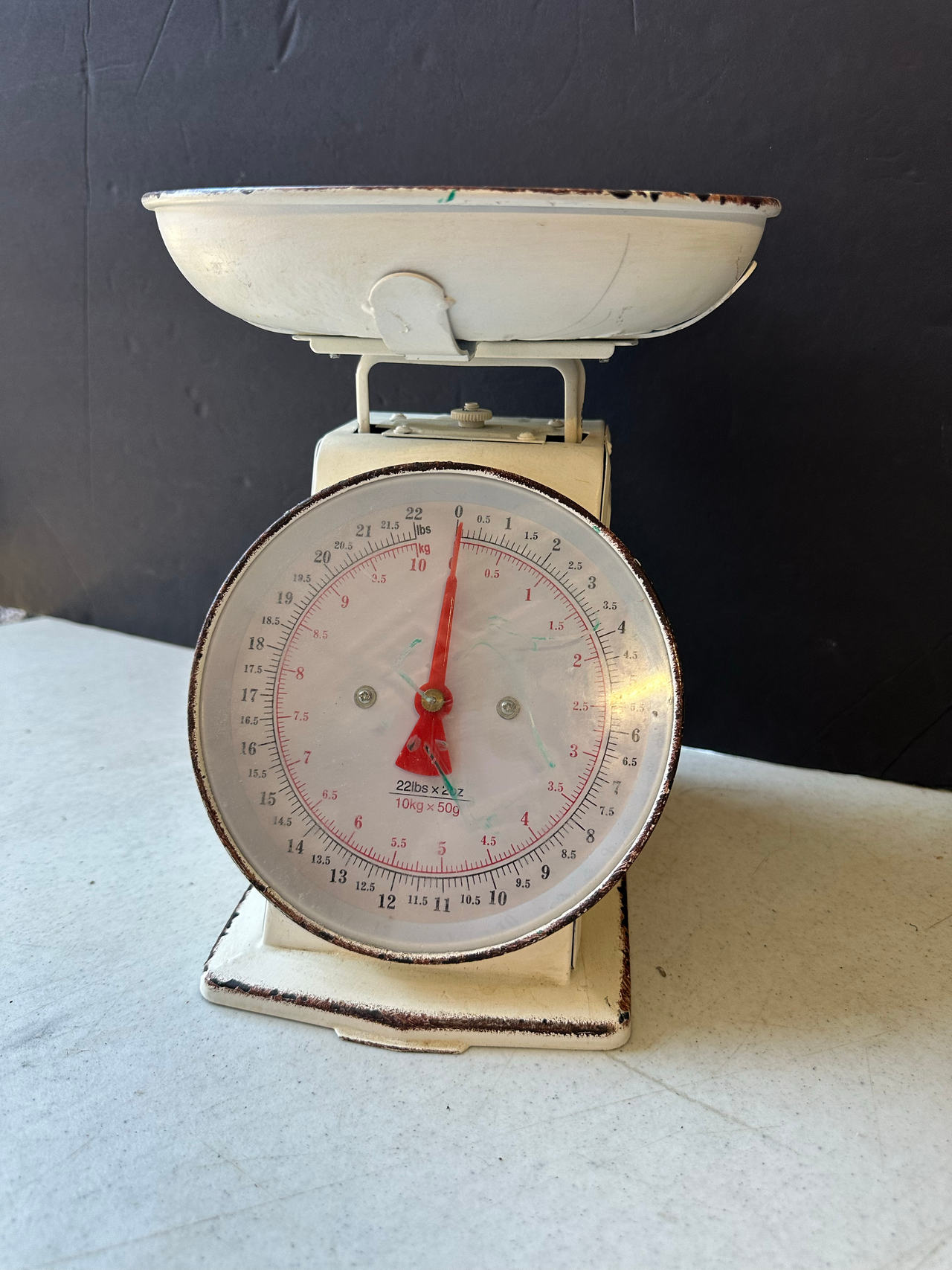 Vintage Style Mechanical Kitchen Scale