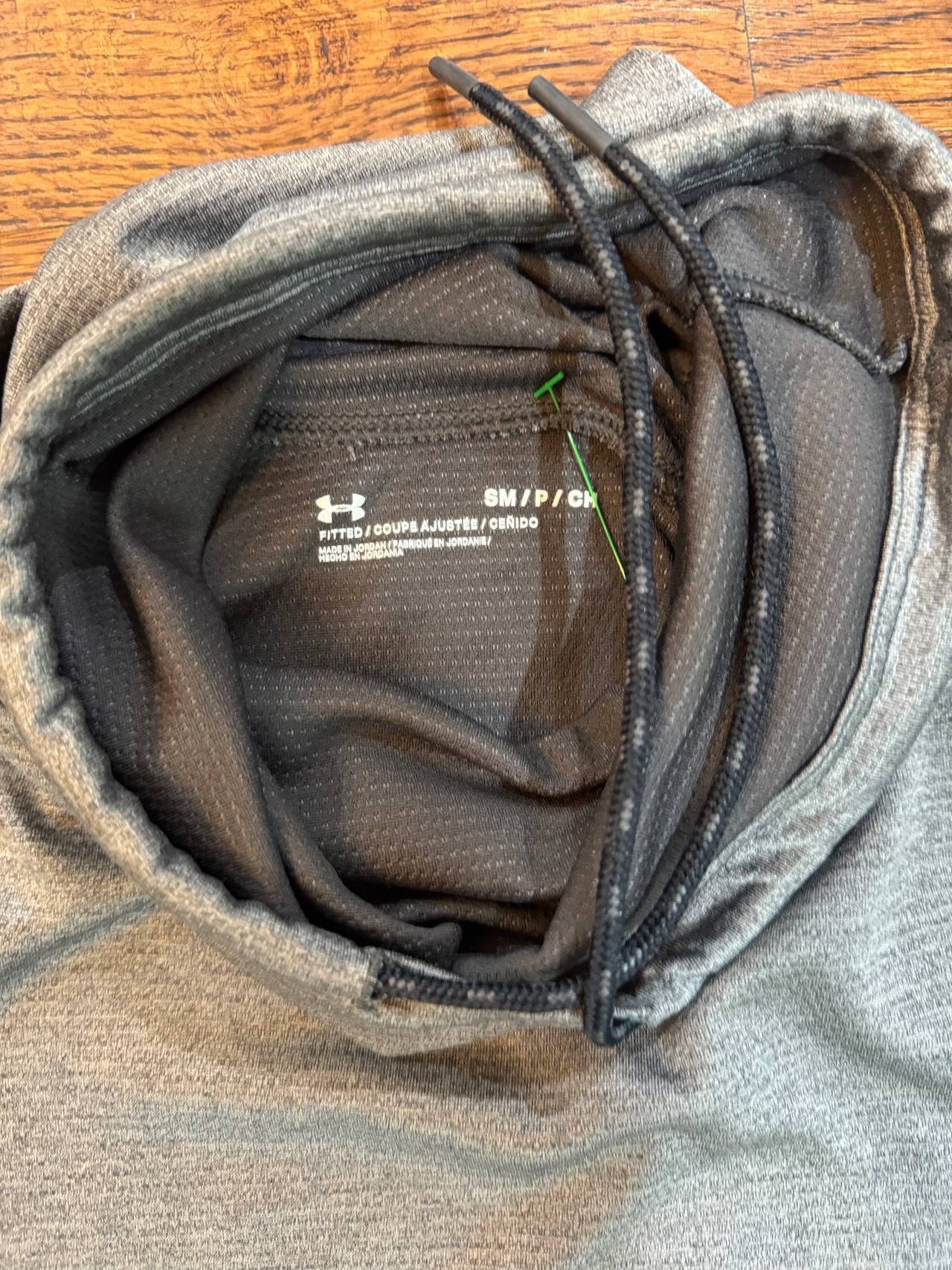 Under Armour Fitted Hoodie size small