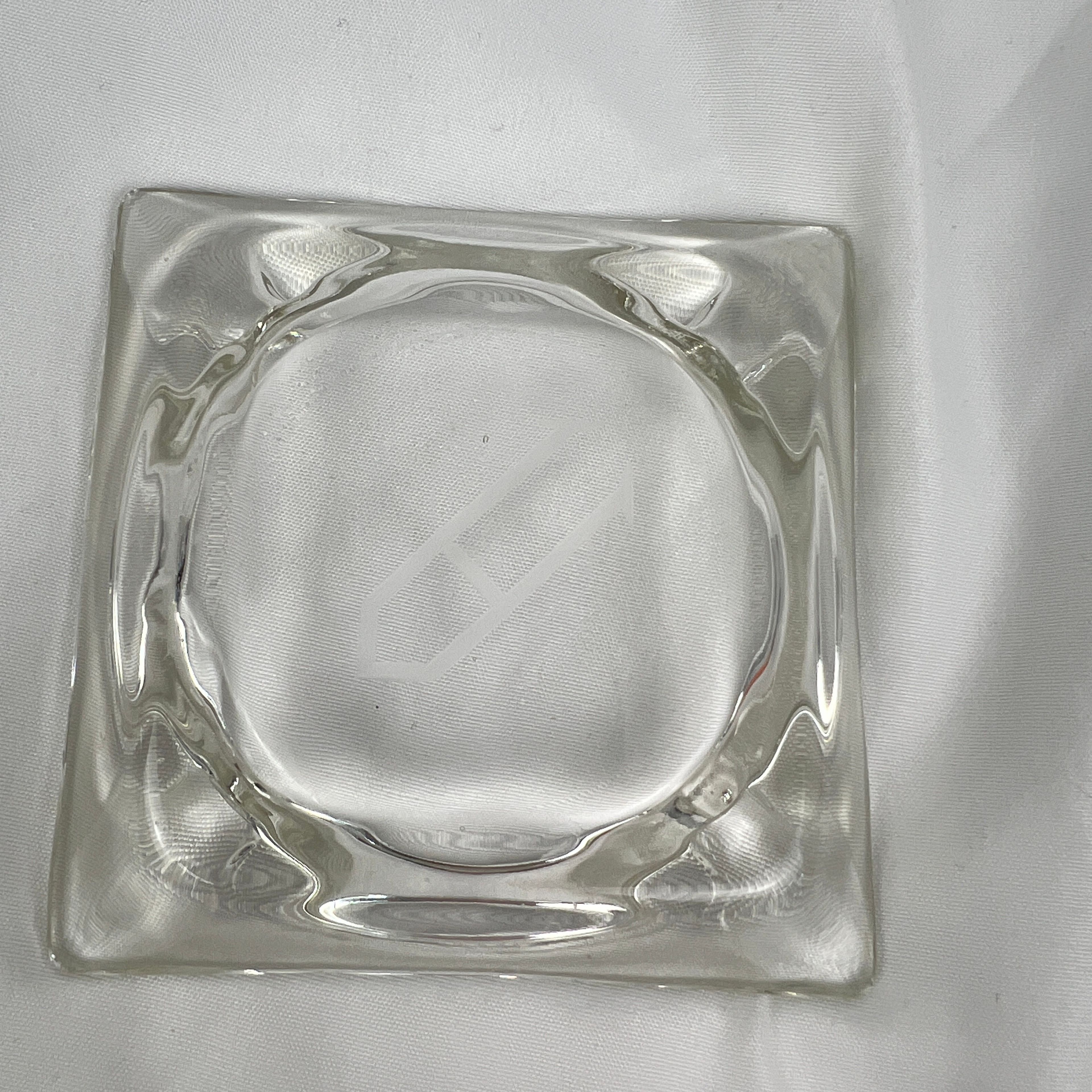 Vintage Clear Glass Ashtray Dish Square Mid Century Modern Minimalist Decor - Image 4
