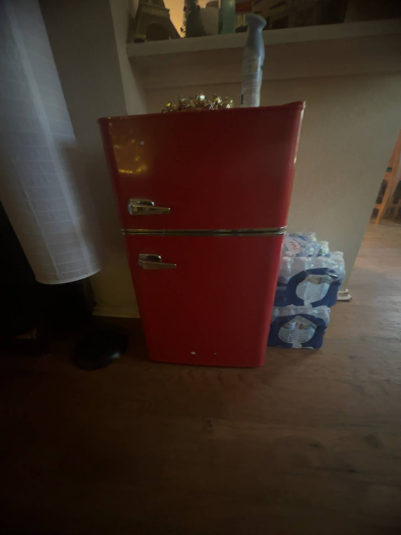Insignia Retro Mini Fridge 3.1 Cu Ft