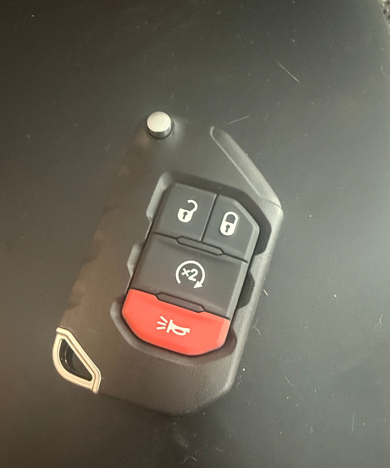 Jeep Wrangler/Gladiator 4-Button Flip Key Fob