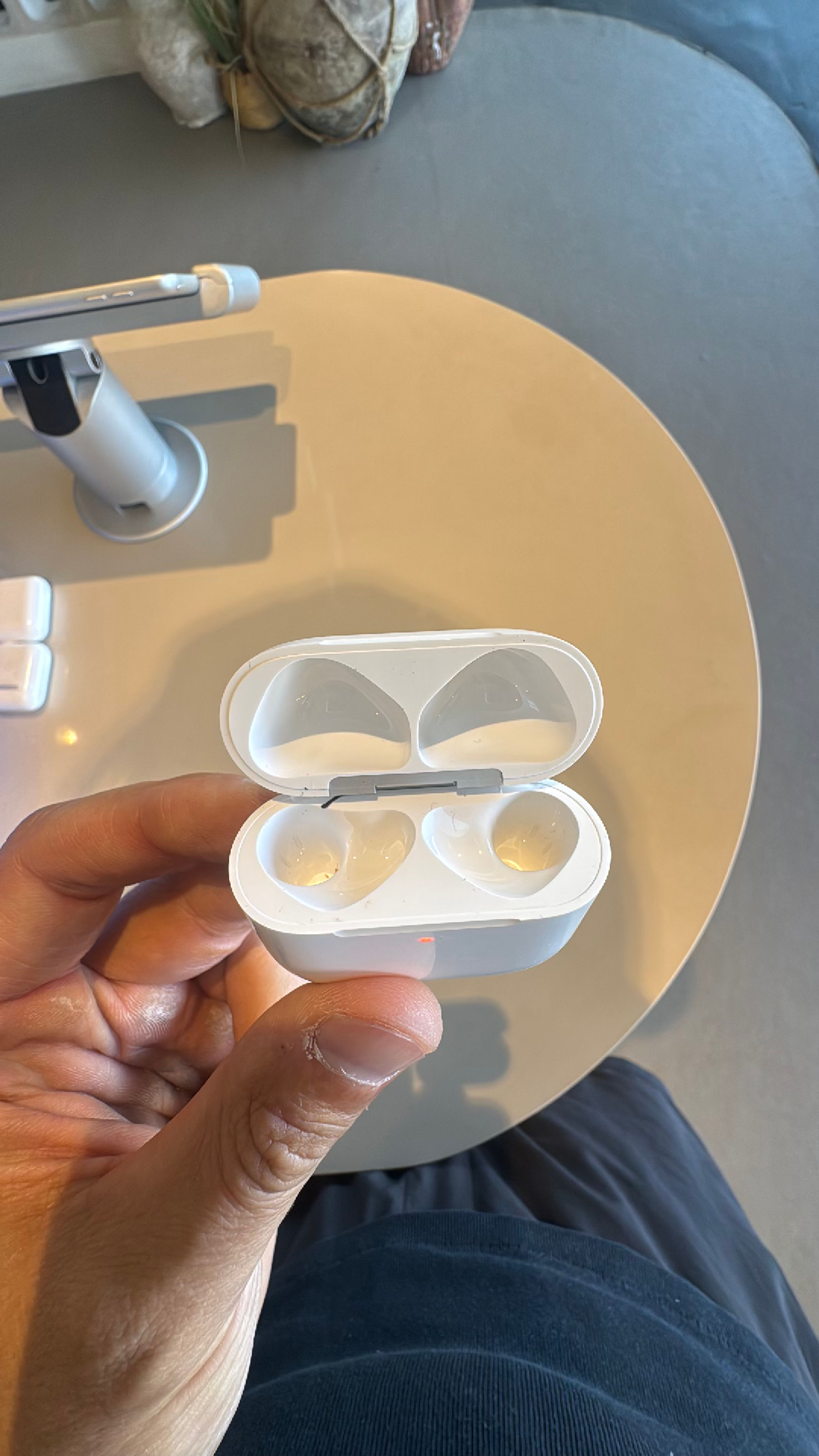 Apple AirPods (3rd generation) - Image 5