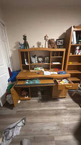 Sauder Orchard Hills Computer Desk with Hutch, Carolina Oak - Image 2