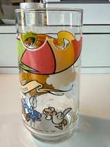 1981 McDonald's The Great Muppet Caper Kermit & Fozzie Glass - Image 4