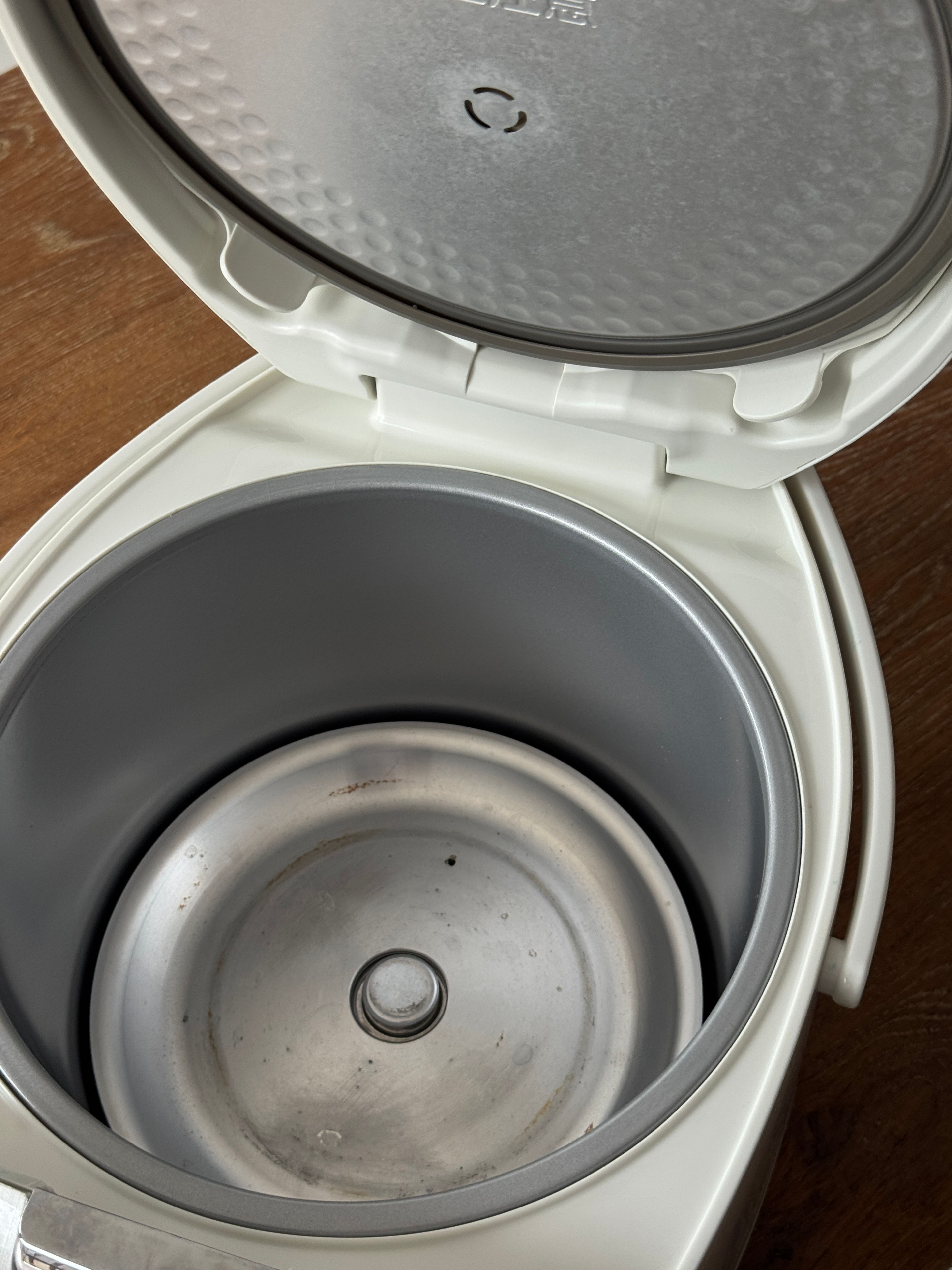 Toshiba Rice Cooker - Image 3