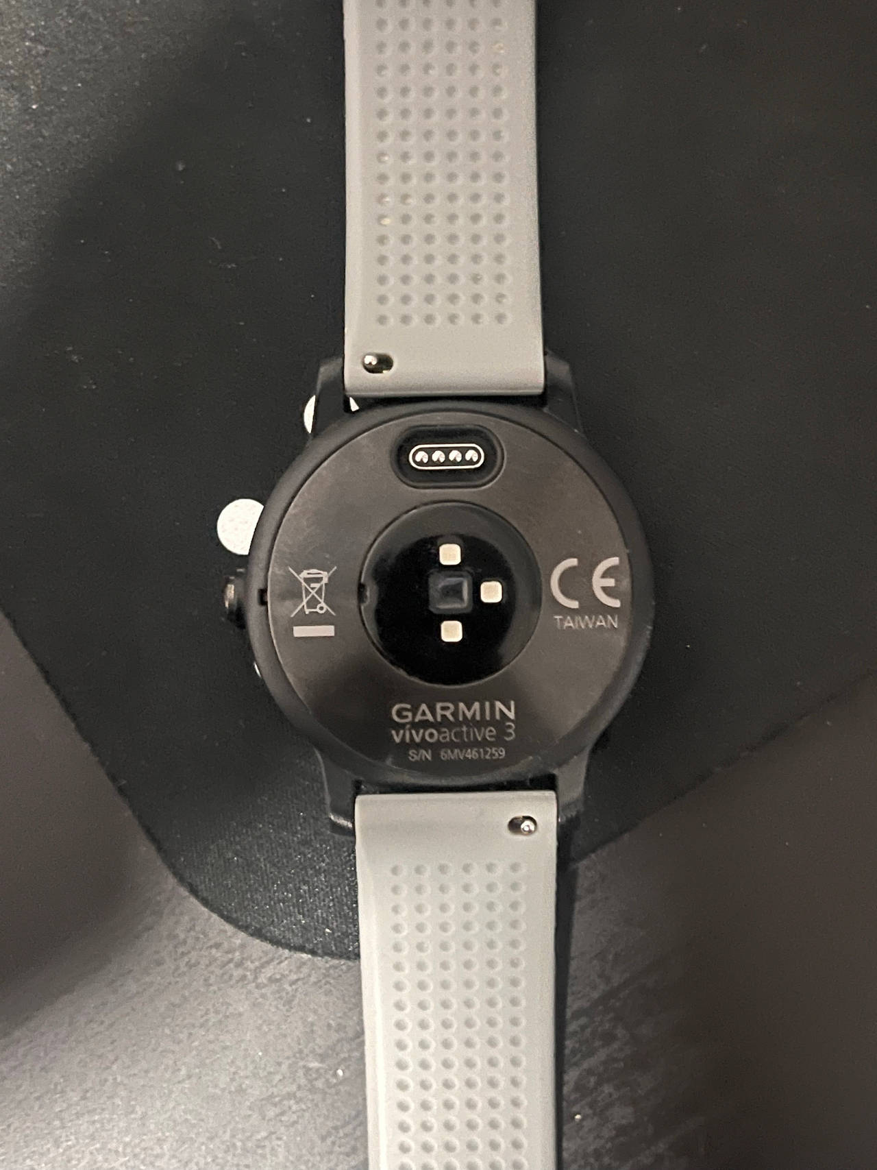 Garmin vívoactive 3