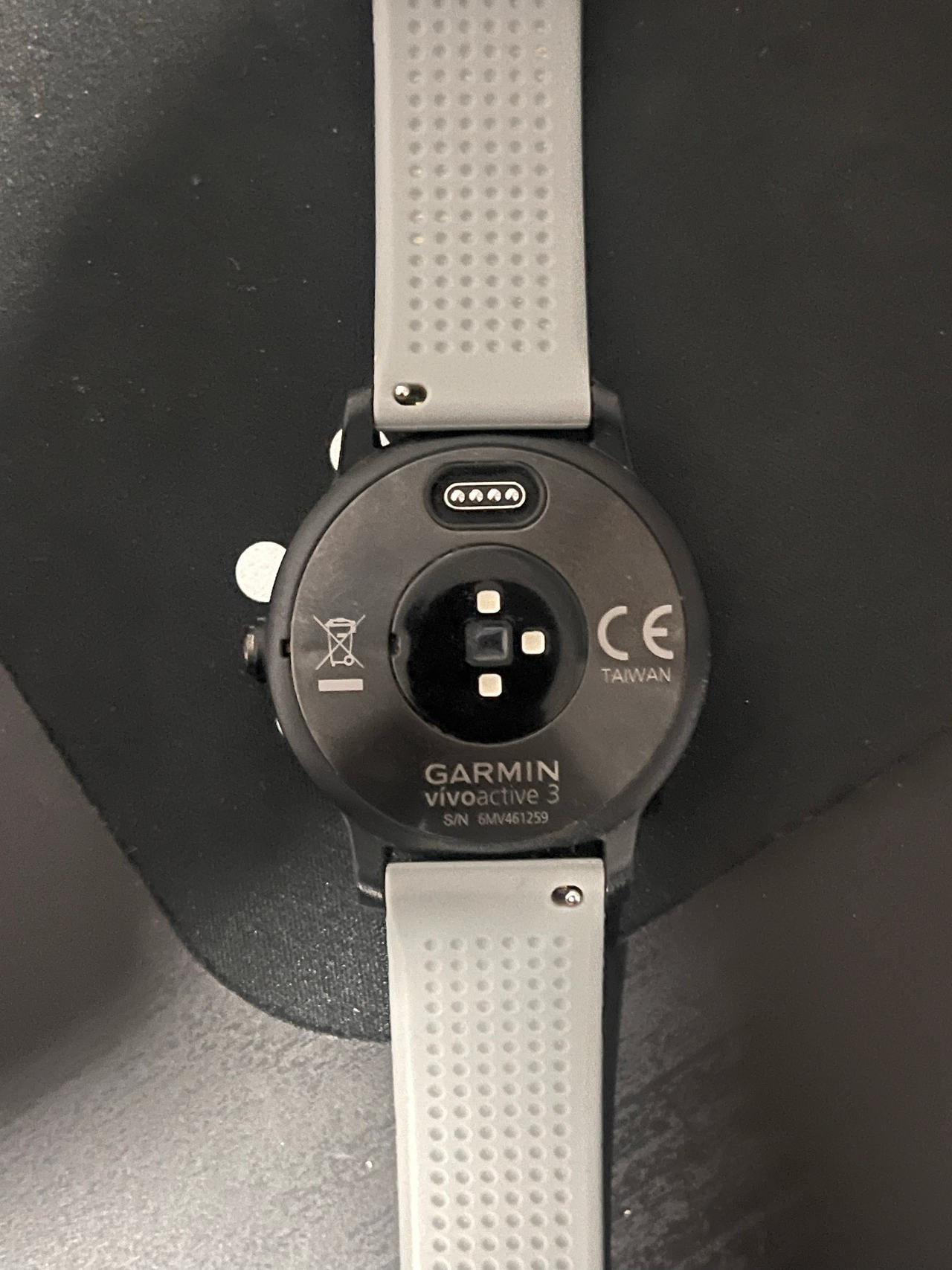 Garmin vívoactive 3