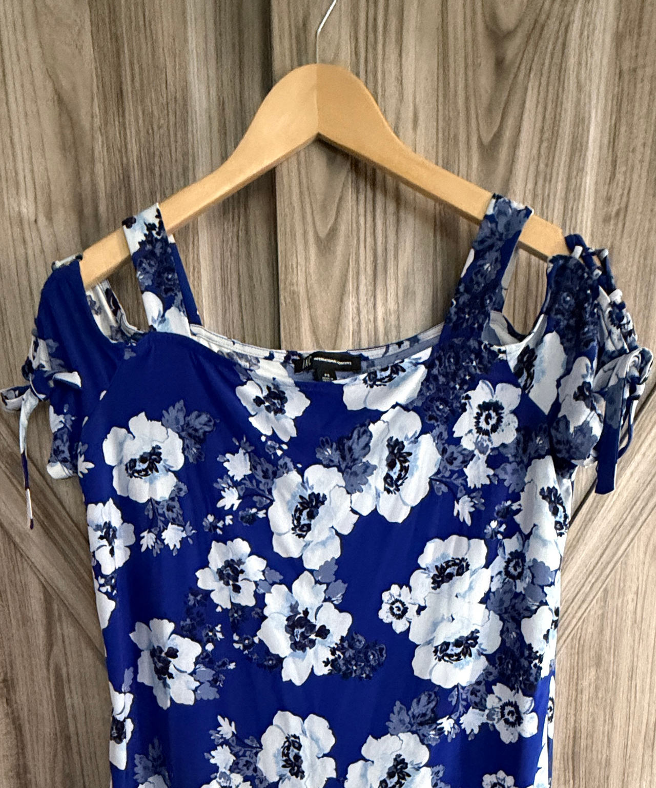 INC International Concepts Floral Cold Shoulder Top Size PS