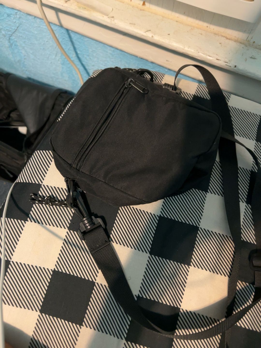 Baggu Small Crossbody Bag