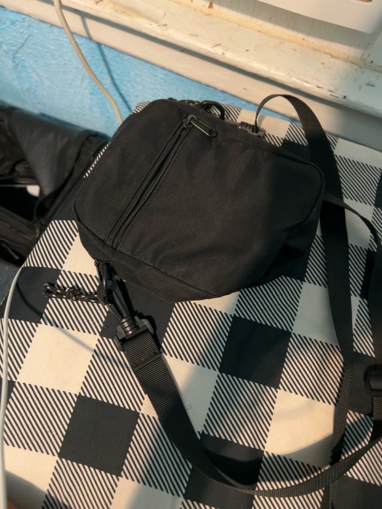 Baggu Small Crossbody Bag