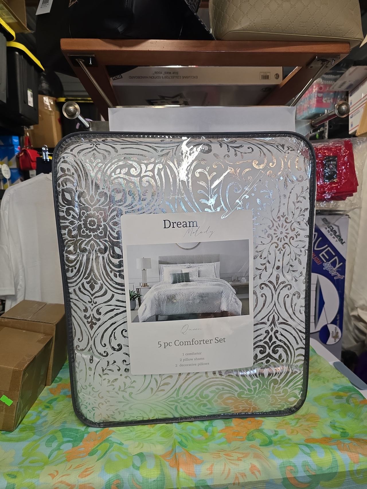 Dream Melody 5 pc Comforter Set Queen Silver Damask