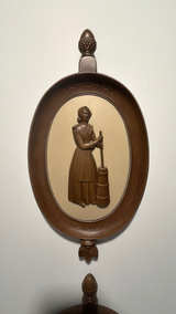Syroco Pilgrim Wall Plaque Set – Colonial Man & Woman - Image 2