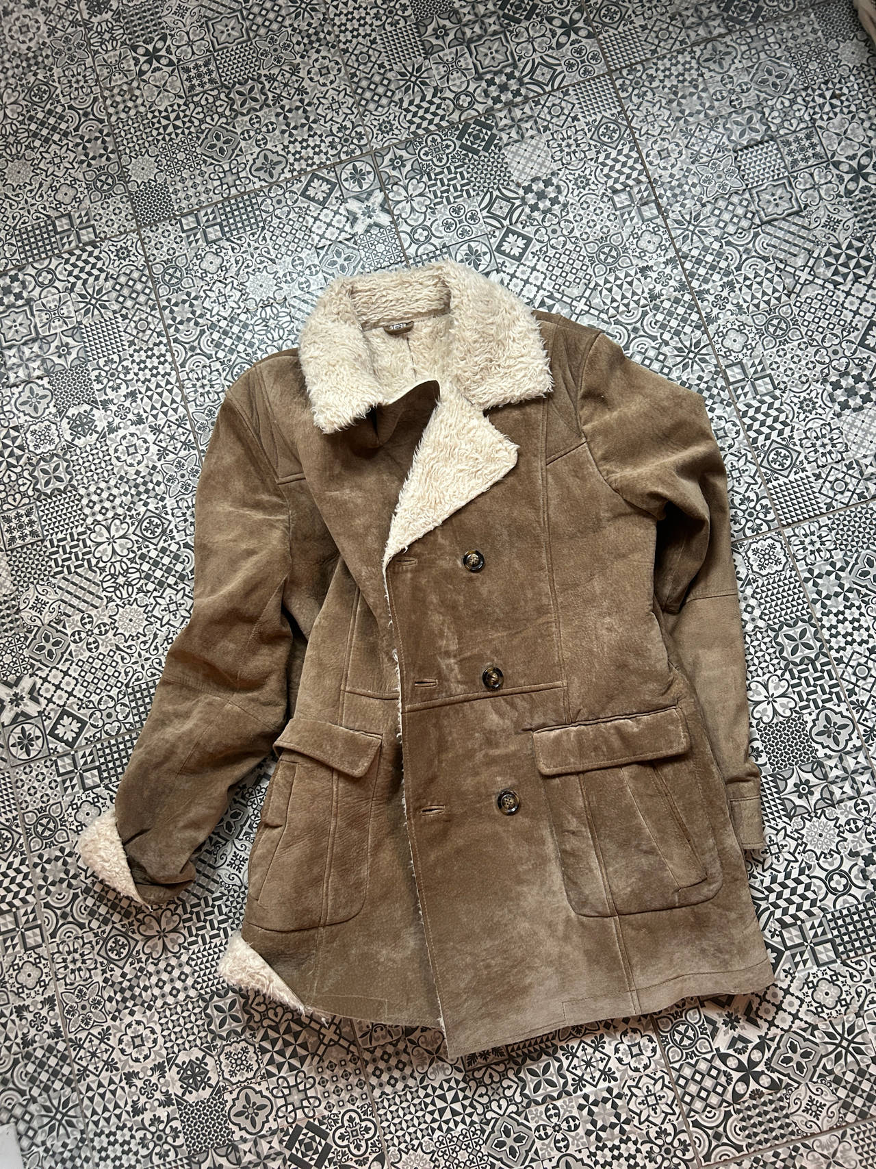 manteau Du Château vintage en suédine avec doublure sherpa
