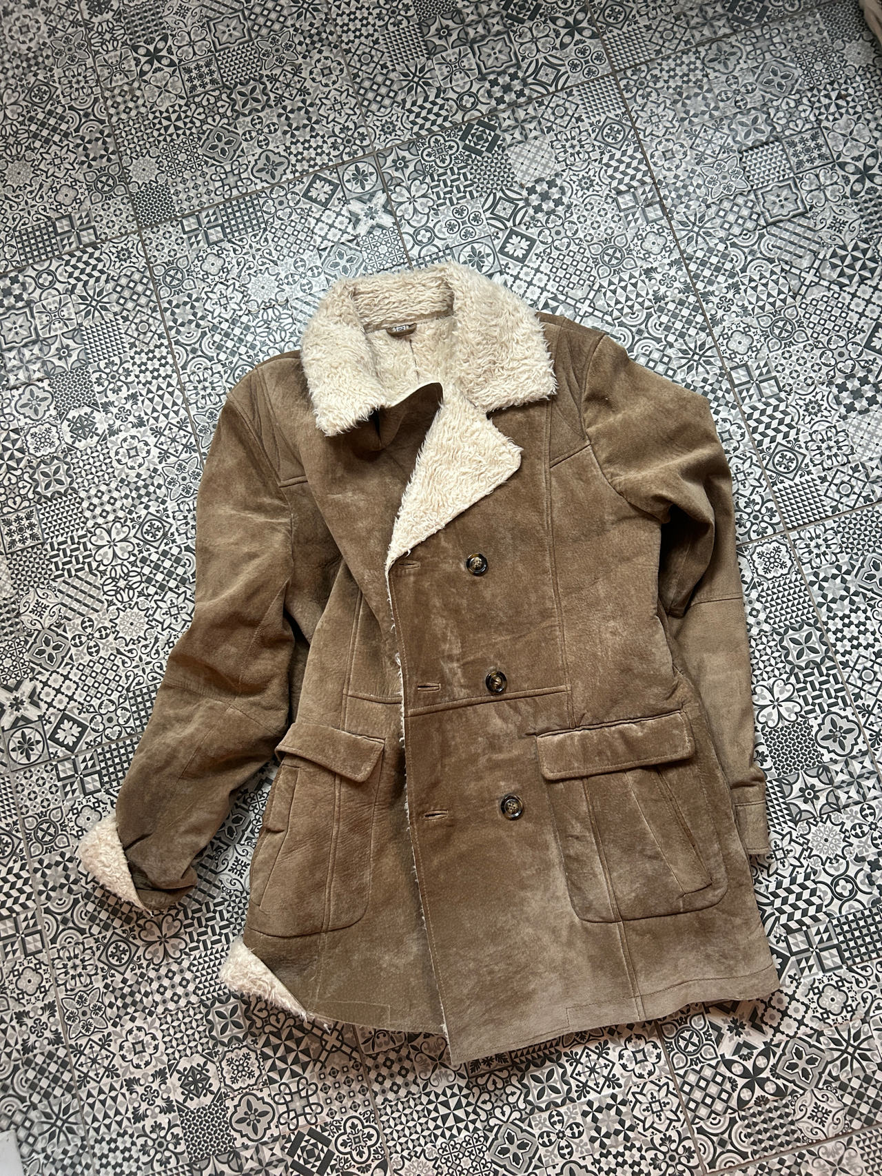 manteau Du Château vintage en suédine avec doublure sherpa