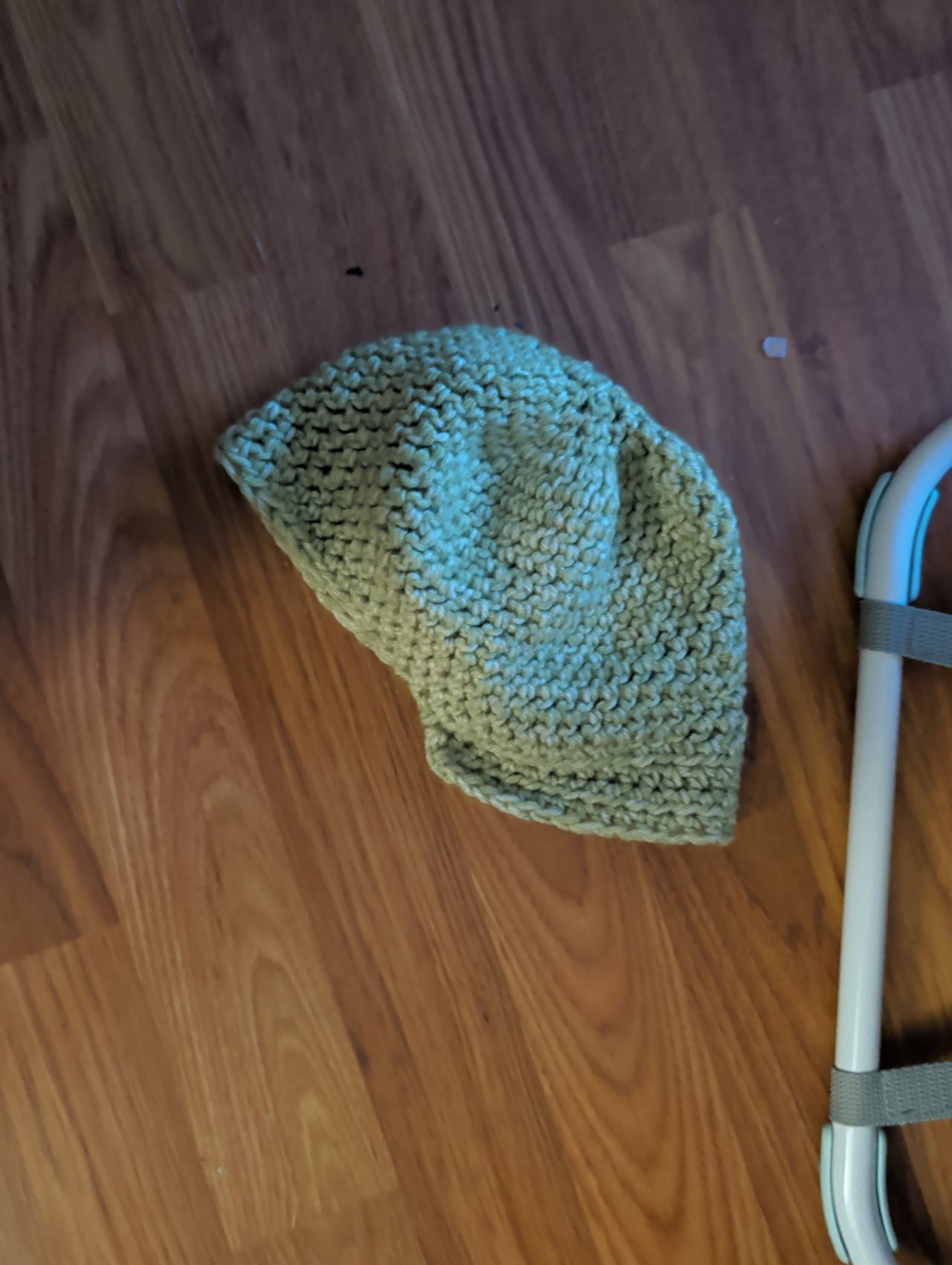Green Chunky Knit Beanie Hat