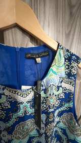 Ross & Oliver Sleeveless Medallion Print Shirt Size Small - Image 3