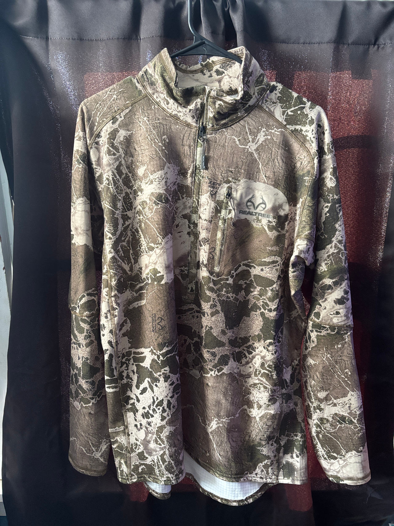 Realtree Performance camo pullover