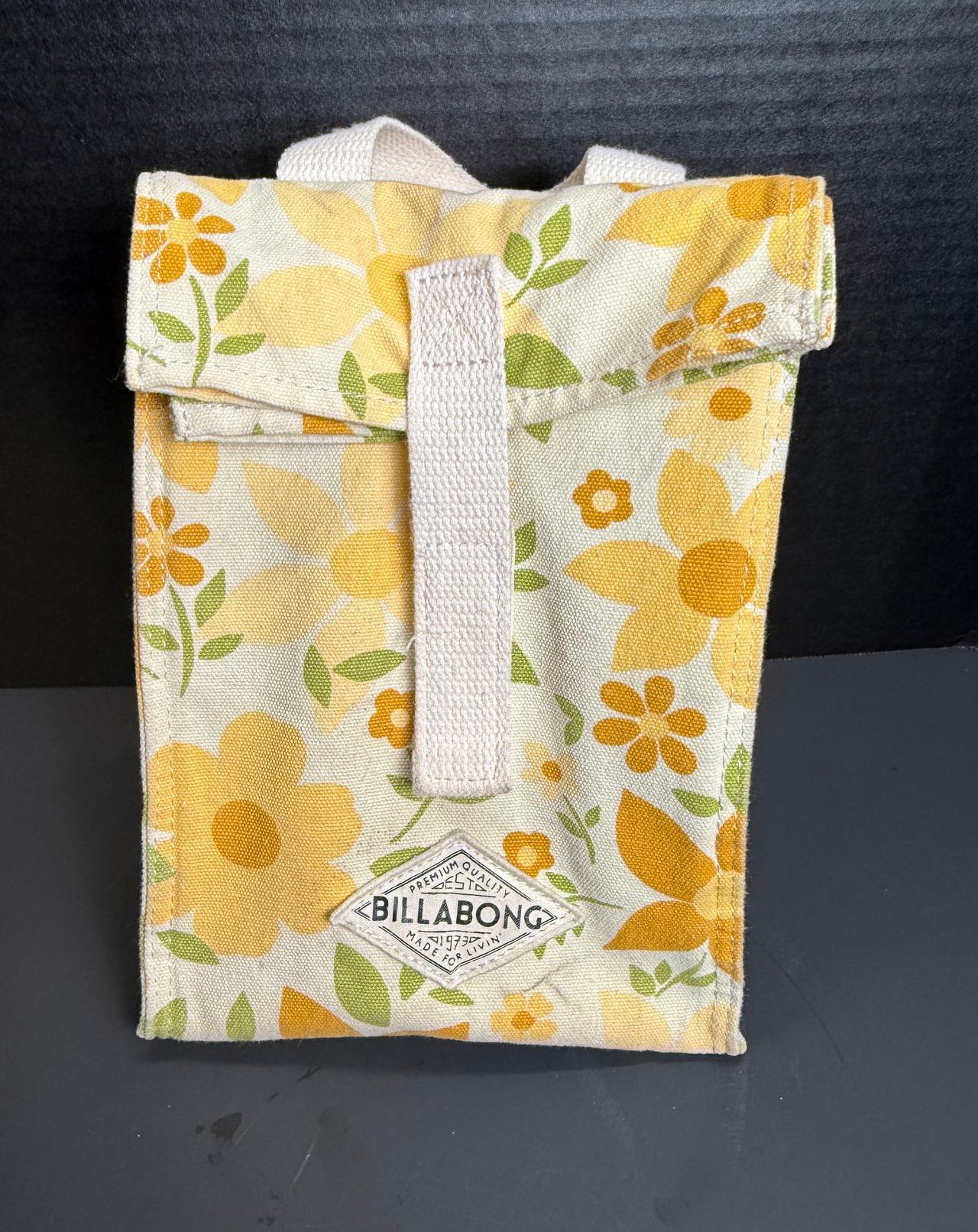 Billabong Floral Canvas Lunch Bag