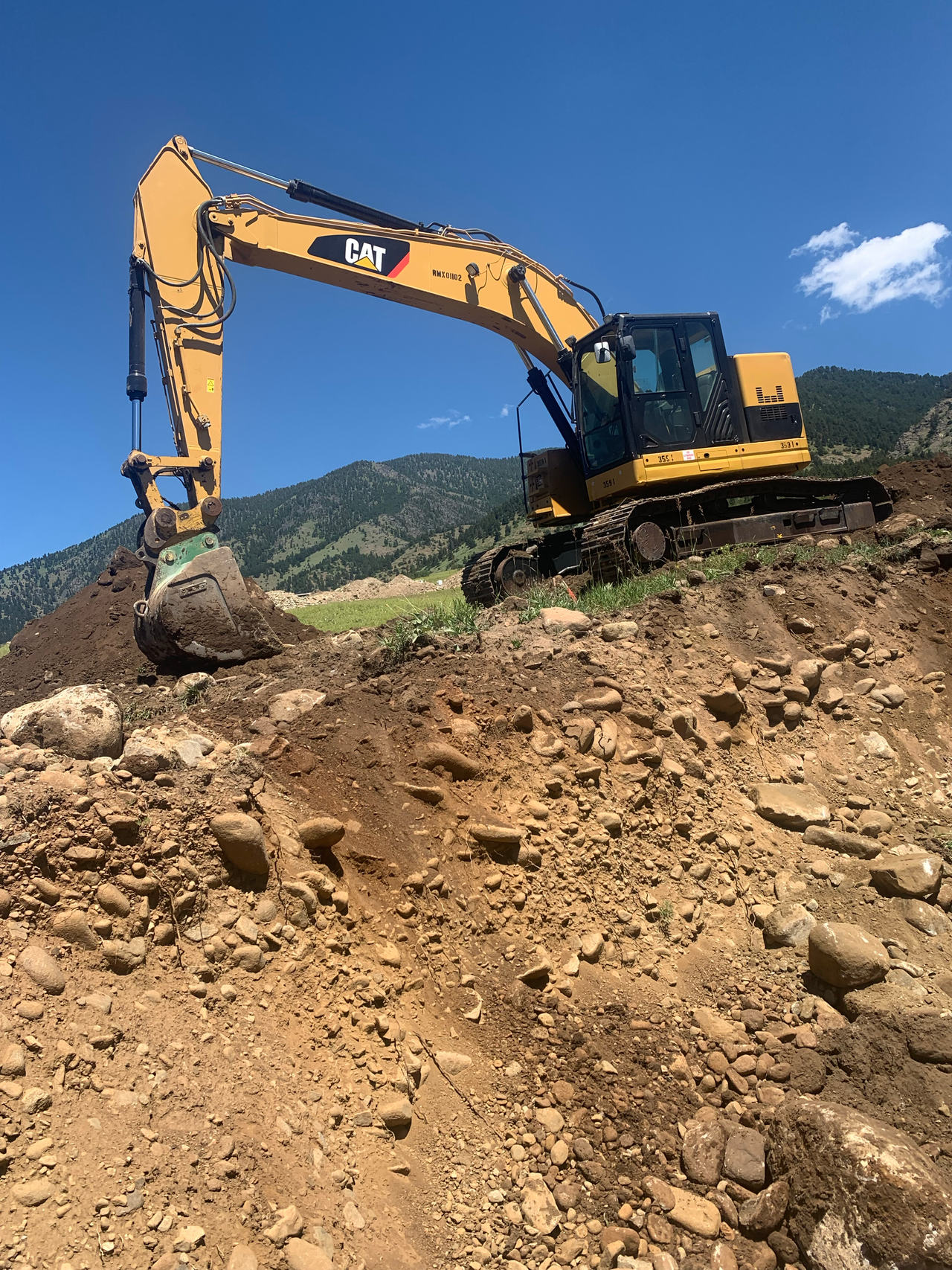 Caterpillar Hydraulic Excavator