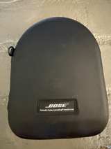 Bose QuietComfort 2 Acoustic Noise Cancelling Headphones - Image 3