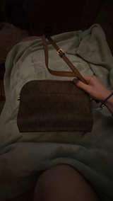 Michael Kors Jet Set Travel Large Dome Crossbody - Image 3