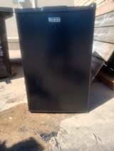 Emerson 3.1 Cu. Ft. Compact Refrigerator with Freezer - Image 3